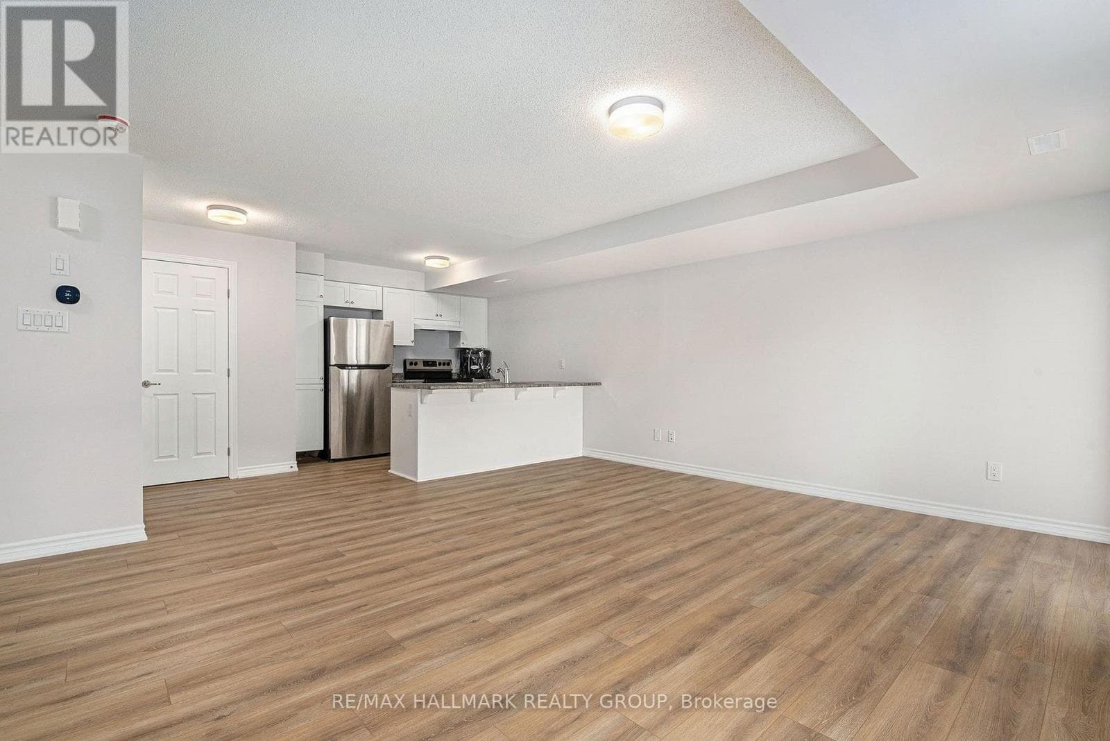 279 ZENITH PRIVATE — photo 3