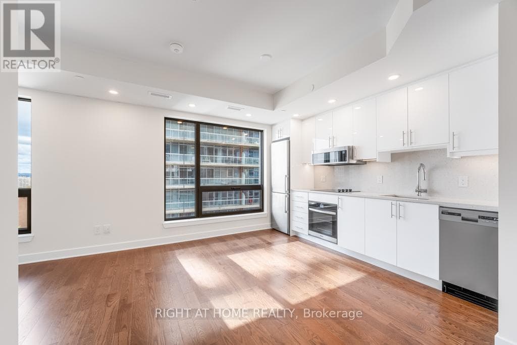 1403 - 180 GEORGE STREET — photo 1