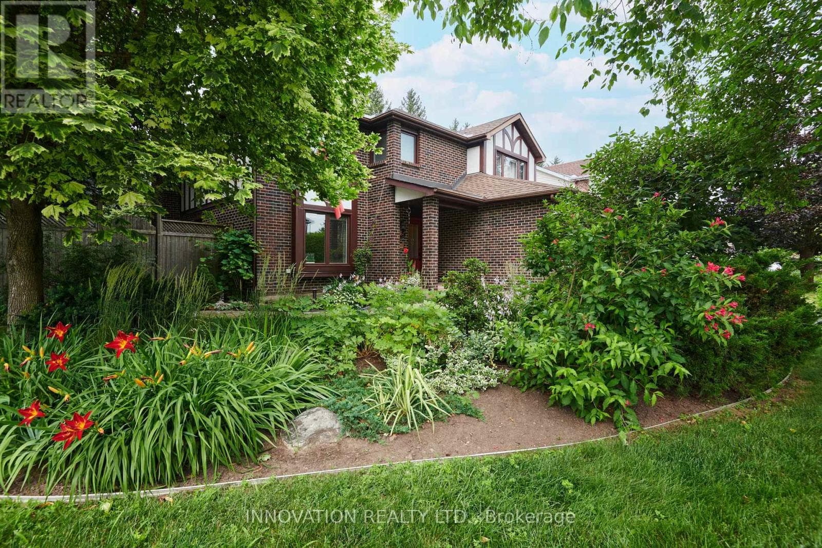 27 CULLEN COURT — photo 2
