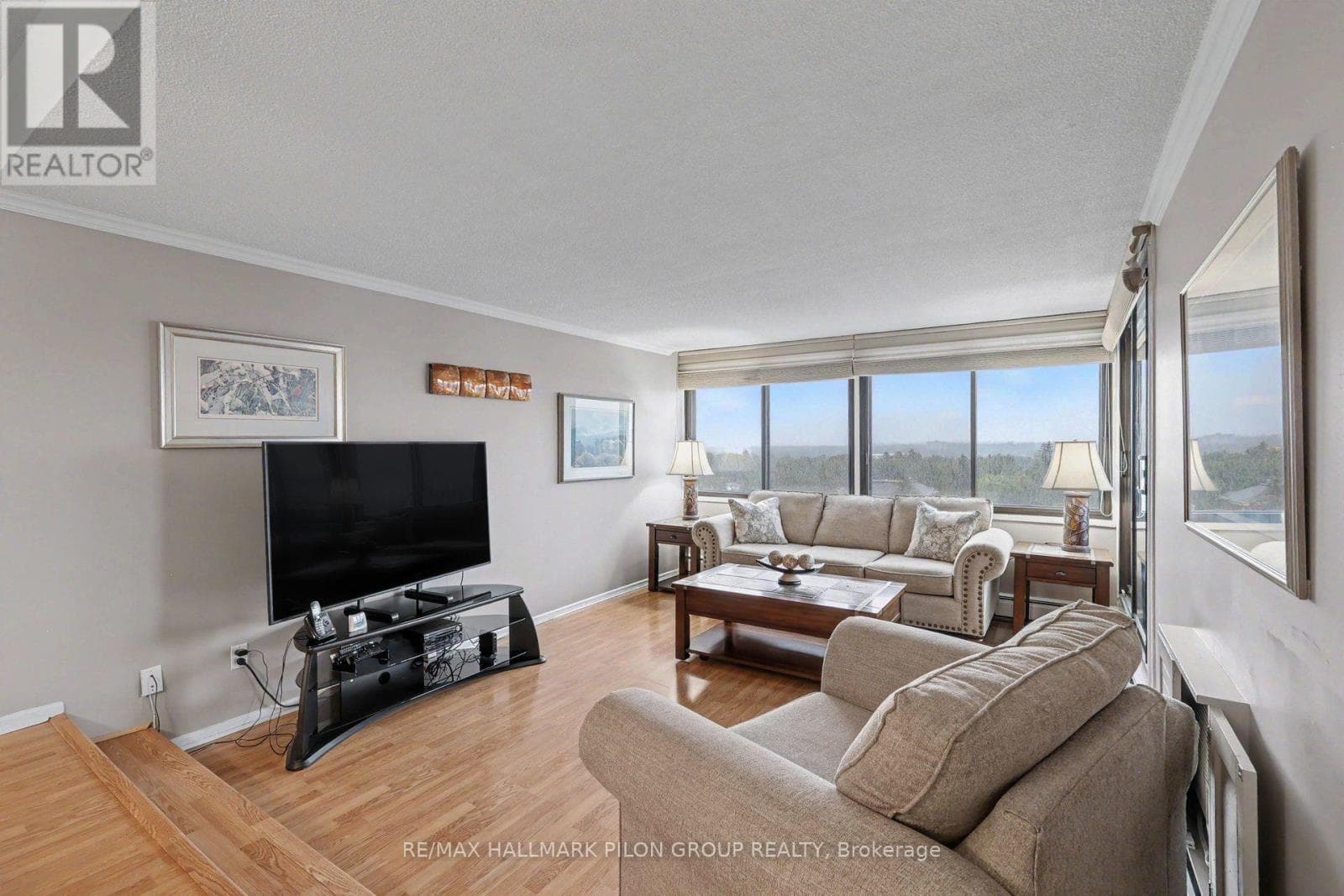 1305 - 415 GREENVIEW AVENUE — photo 4