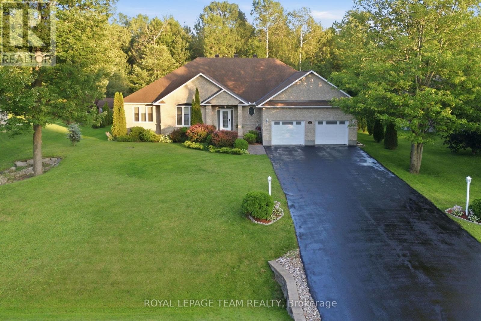 6810 PEBBLE TRAIL WAY — photo 1