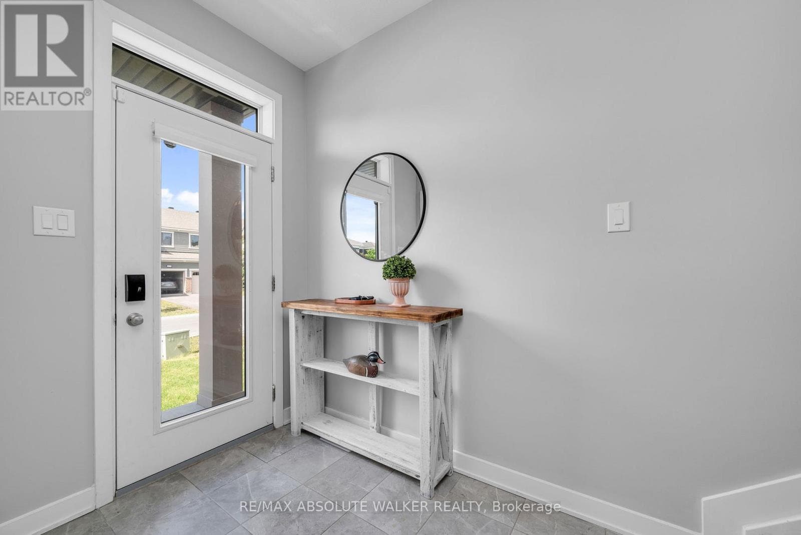 2176 WINSOME TERRACE — photo 3