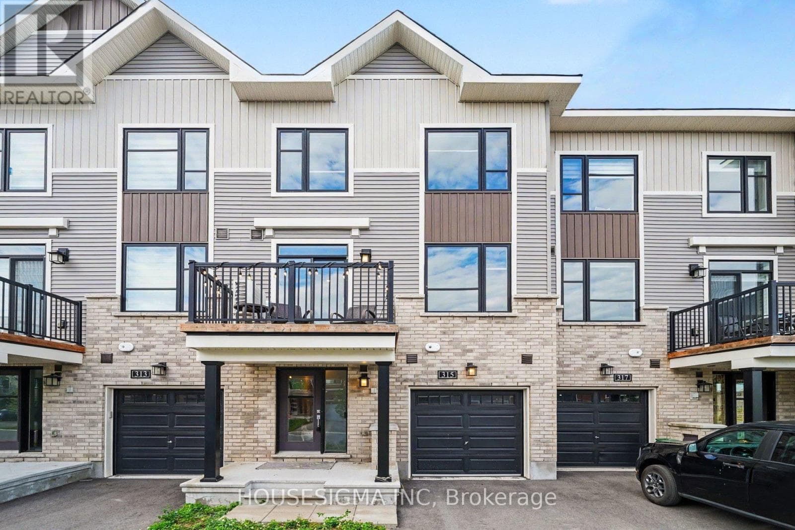 315 RAHEEN COURT — photo 1