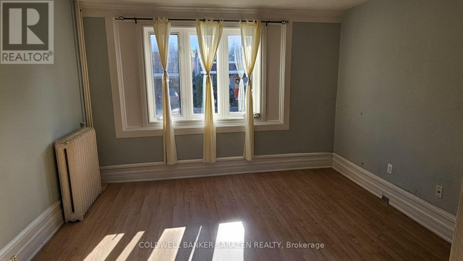 263 ST ANDREW STREET — photo 4