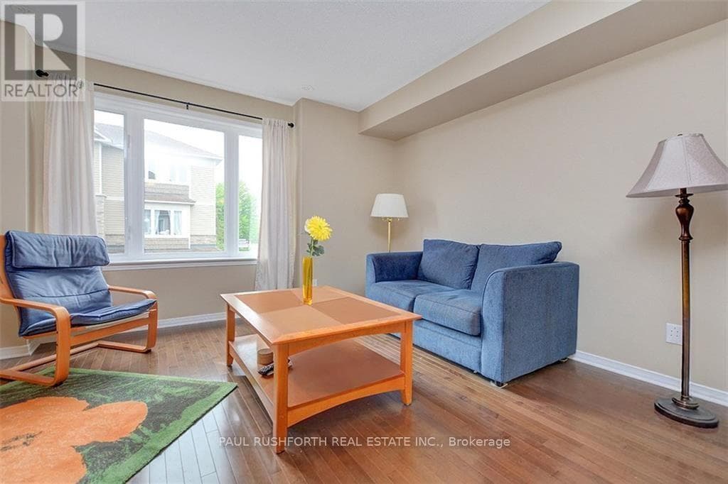 301 MOSAIC PRIVATE — photo 4