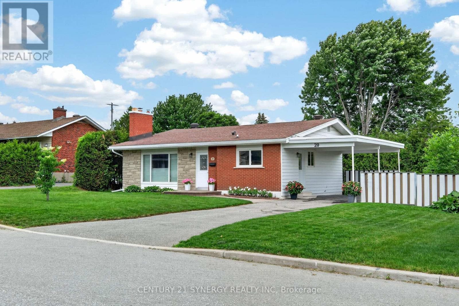 20 SHERRY LANE — photo 2