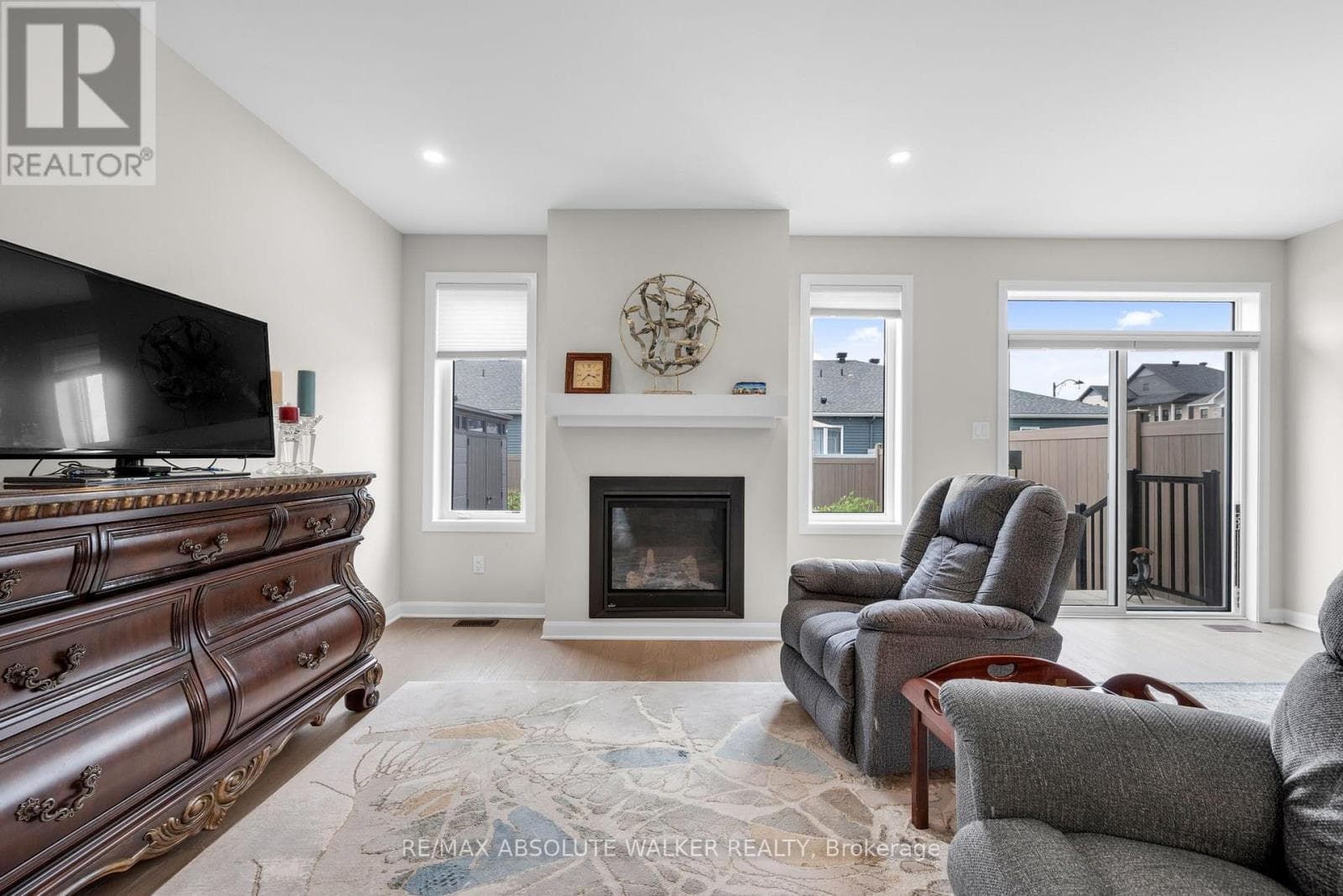 860 COMPANION CRESCENT — photo 3