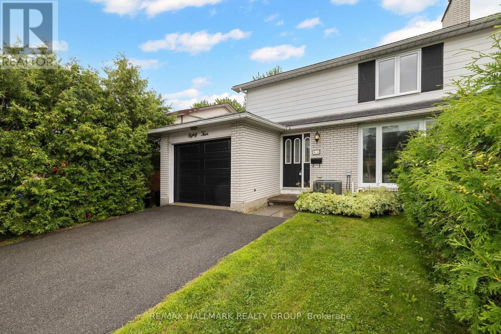 84 CHESTERTON DRIVE — photo 2