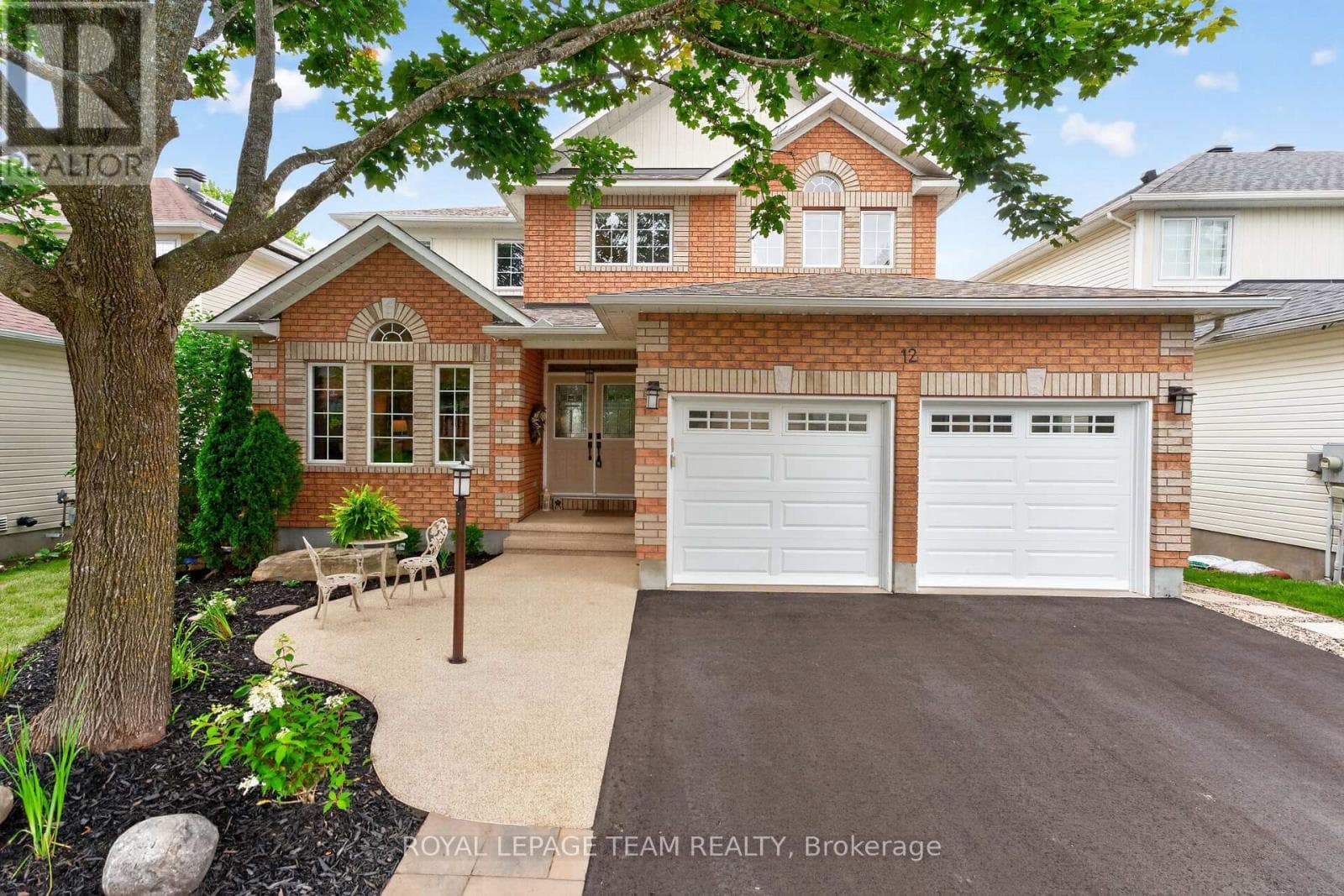 12 FORILLON CRESCENT — photo 1