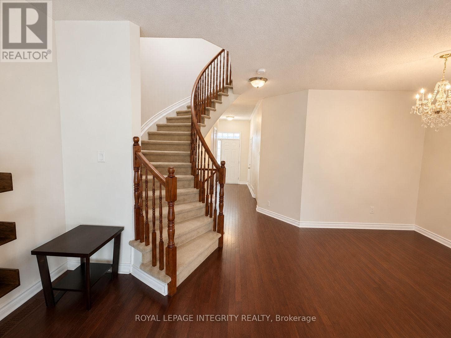 106 HORNCHURCH LANE — photo 4