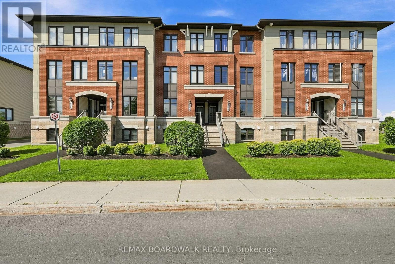 2330 ESPRIT DRIVE — photo 1