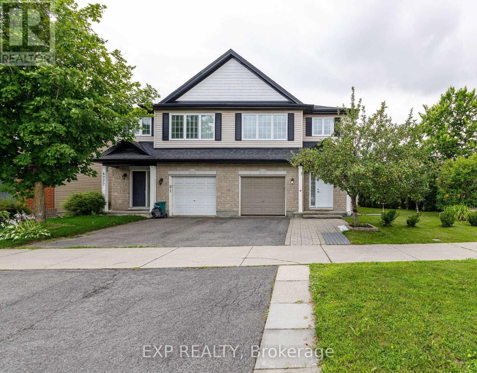 4220 KELLY FARM DRIVE — photo 1