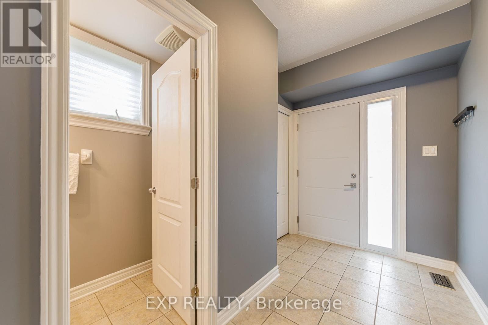 4220 KELLY FARM DRIVE — photo 2