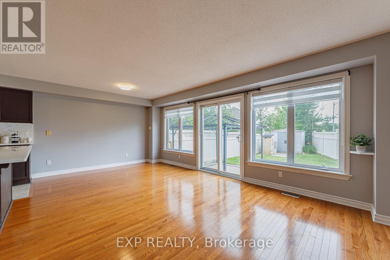 4220 KELLY FARM DRIVE — photo 4