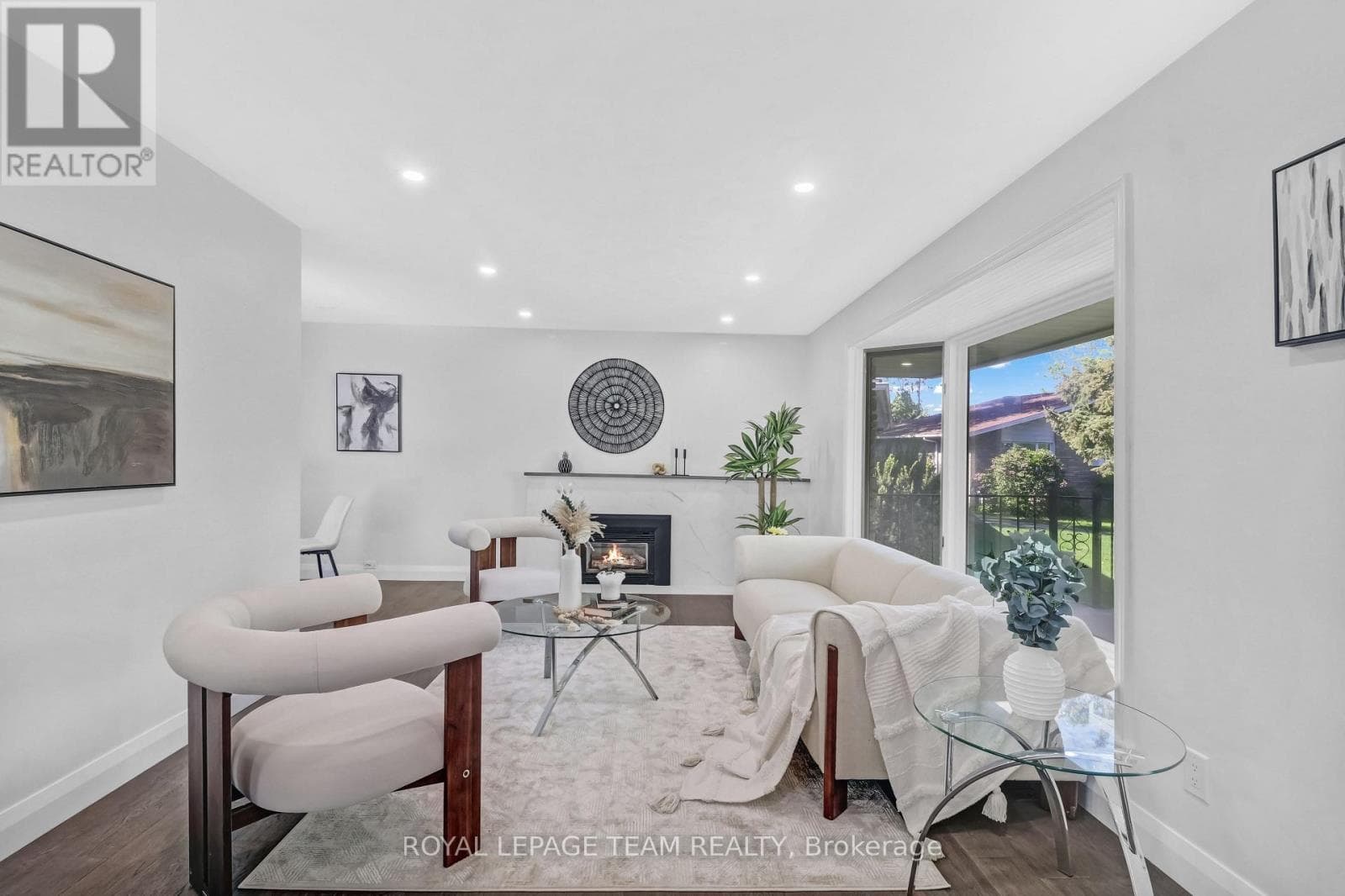 2317 ELMIRA DRIVE — photo 3