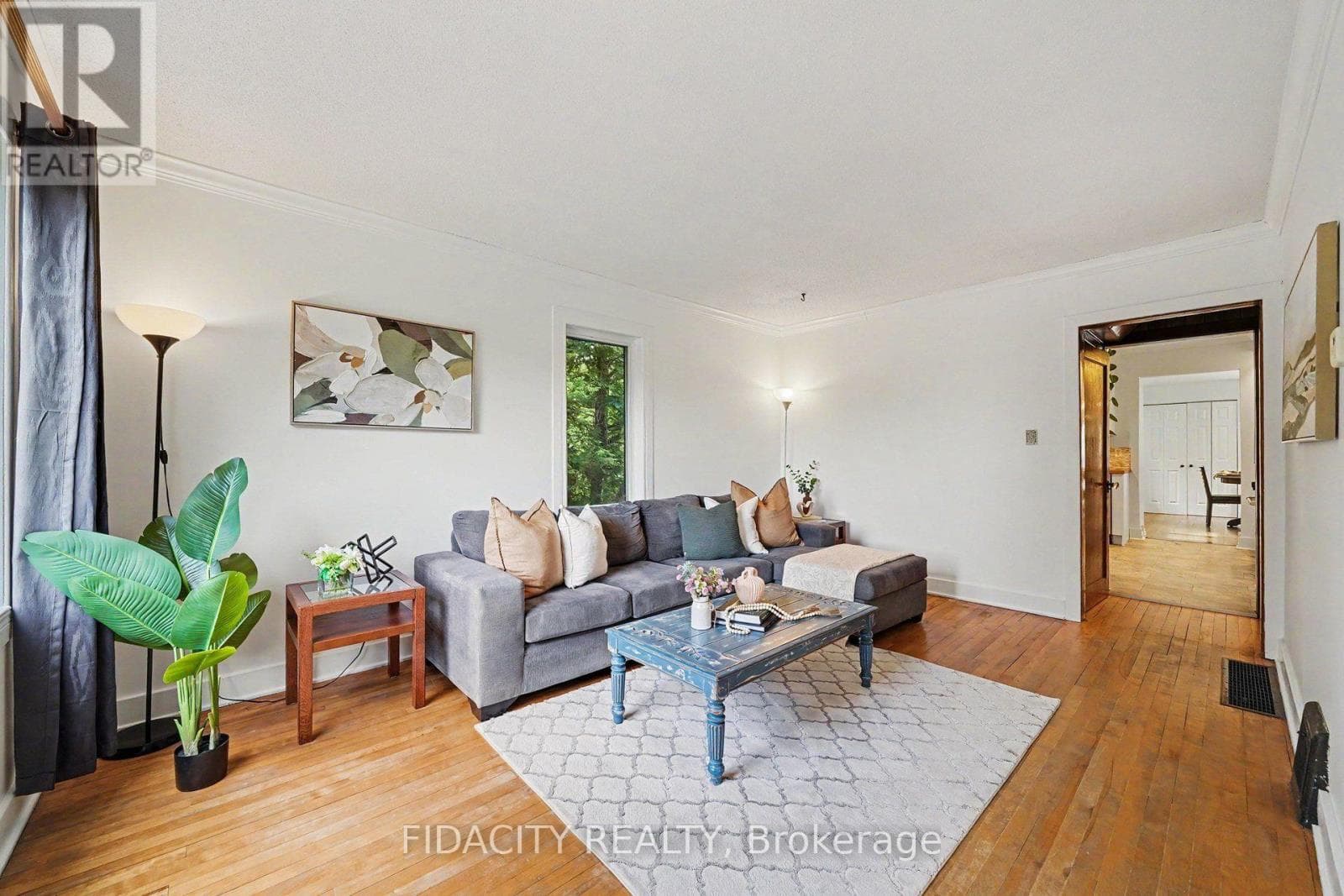 6811 FLEWELLYN ROAD — photo 4