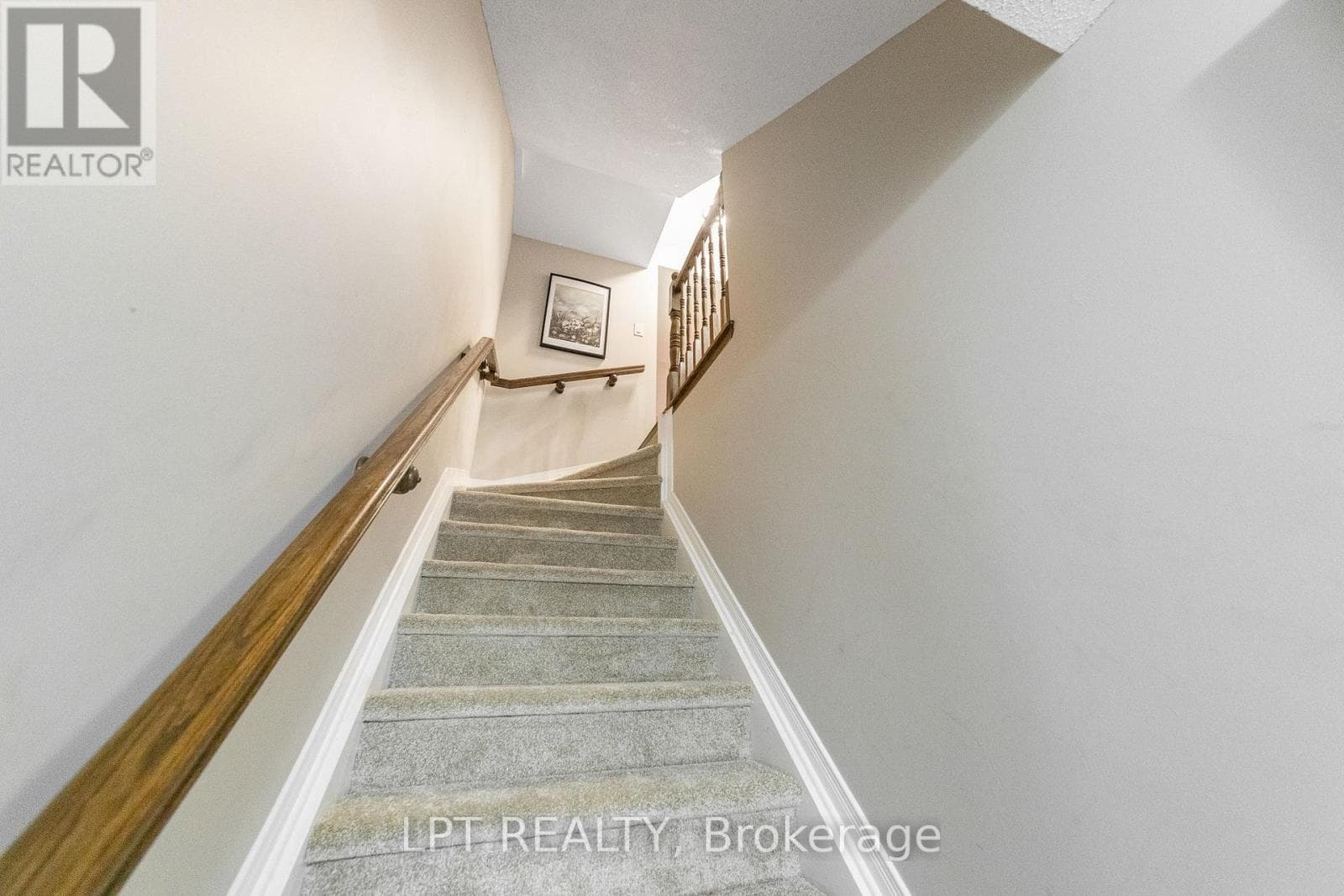 7 - 102 WINDSWEPT PRIVATE — photo 3