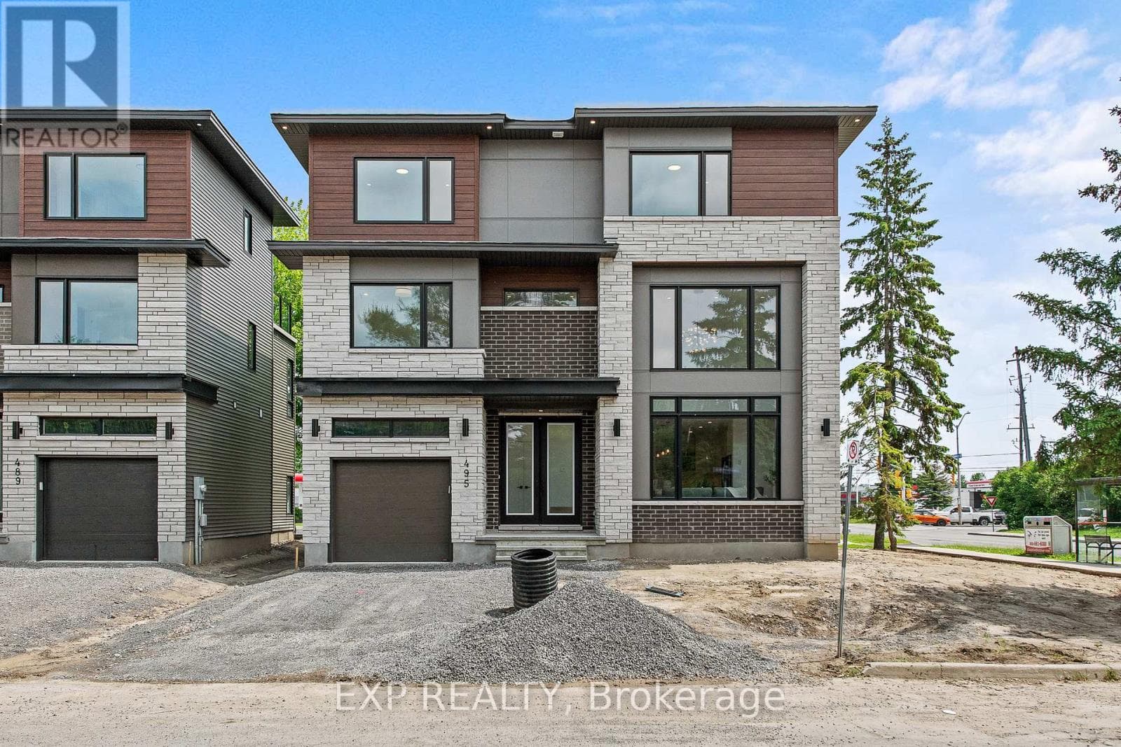 495 DUVERNAY DRIVE — photo 1