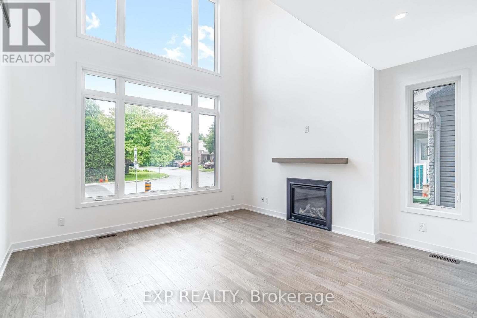 489 DUVERNAY DRIVE — photo 3