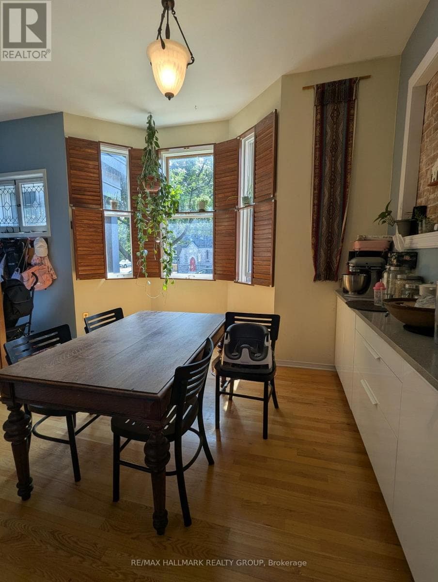 1 - 509 KING EDWARD AVENUE — photo 3