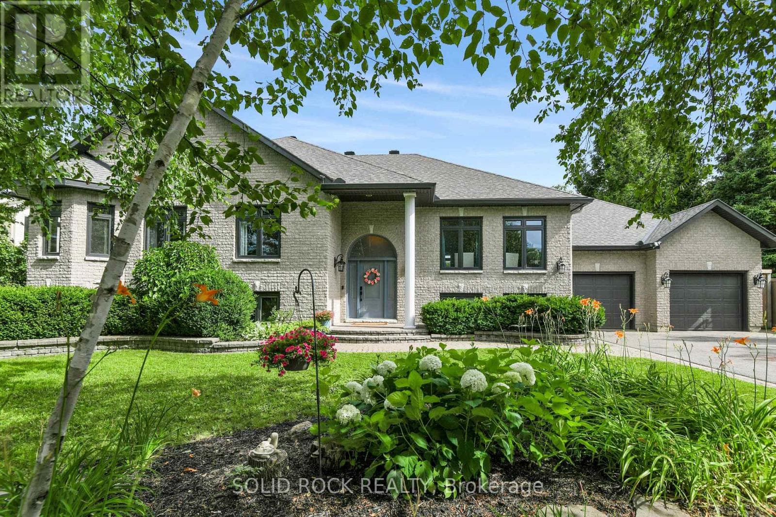 7040 DONWEL DRIVE — photo 1