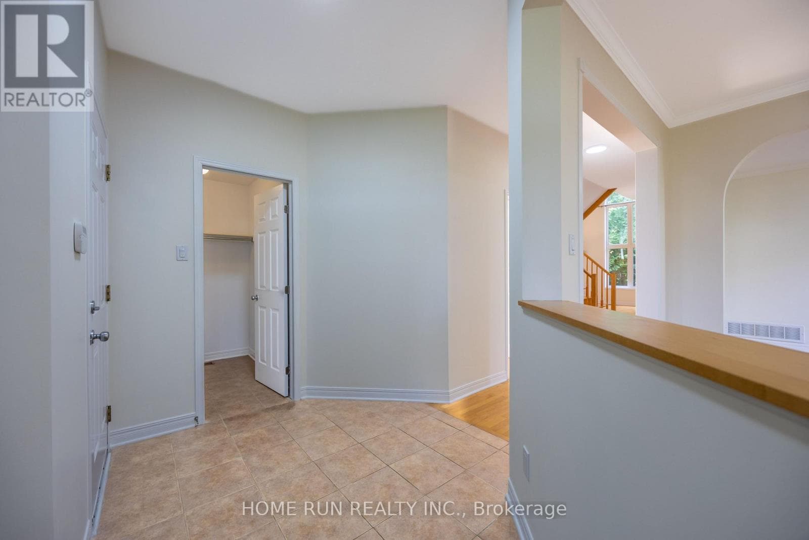 281 GOLDRIDGE DRIVE — photo 3