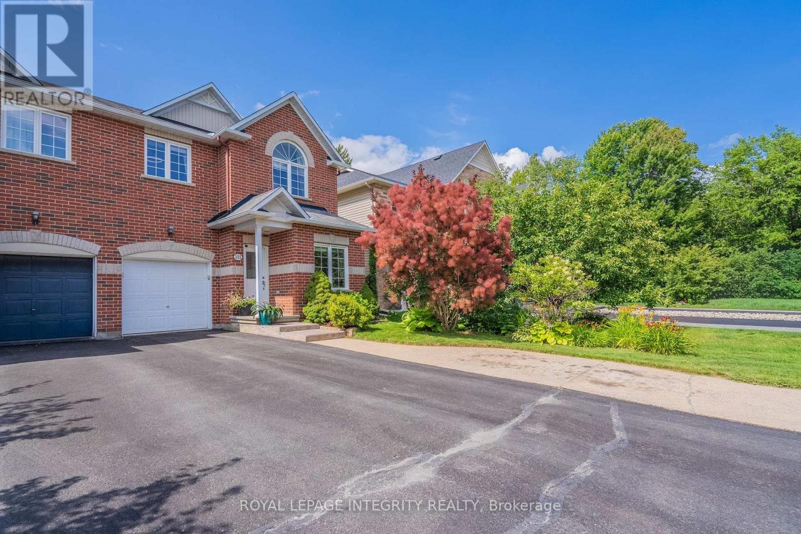 355 CELTIC RIDGE CRESCENT — photo 2