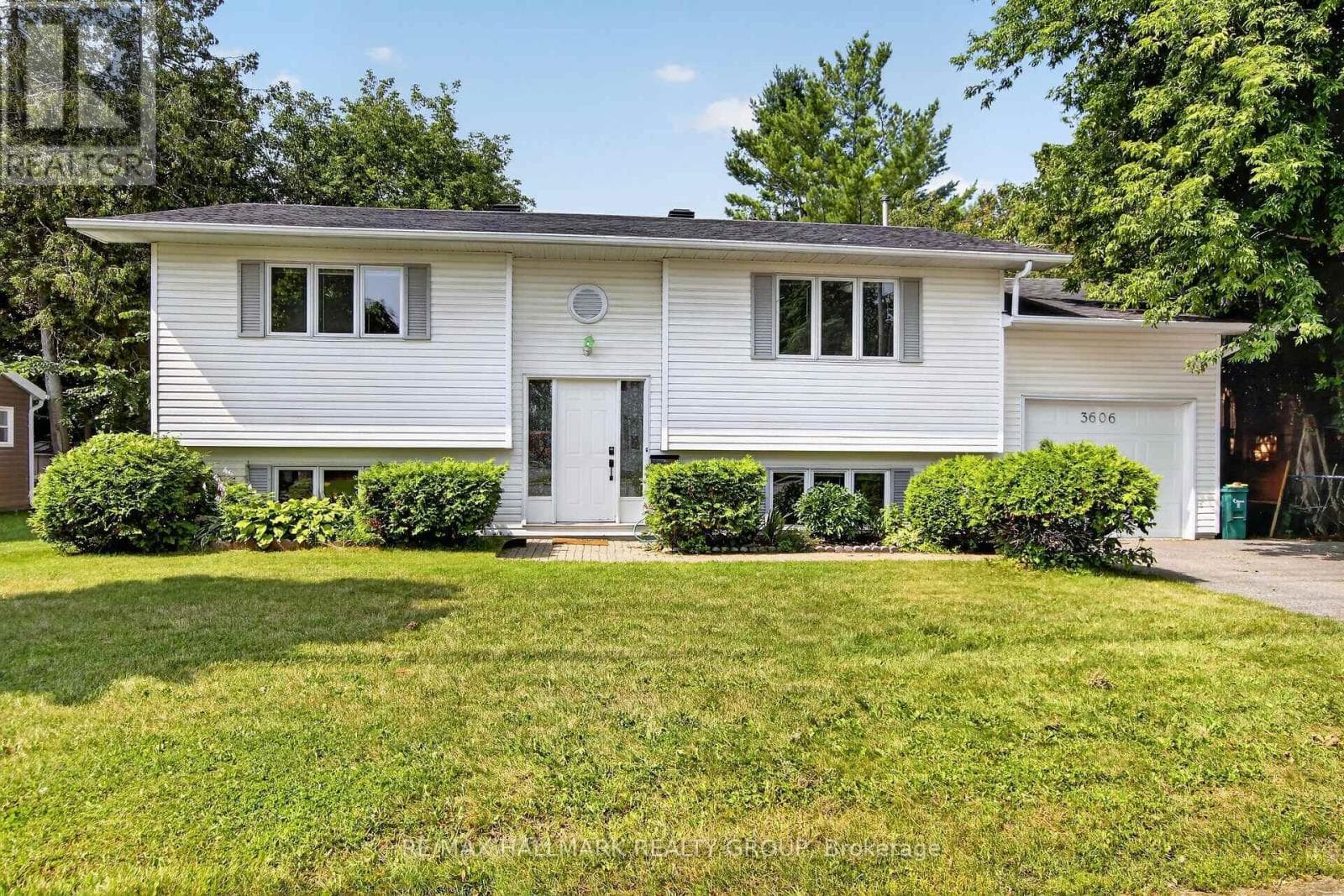 3606 MCBEAN STREET — photo 1