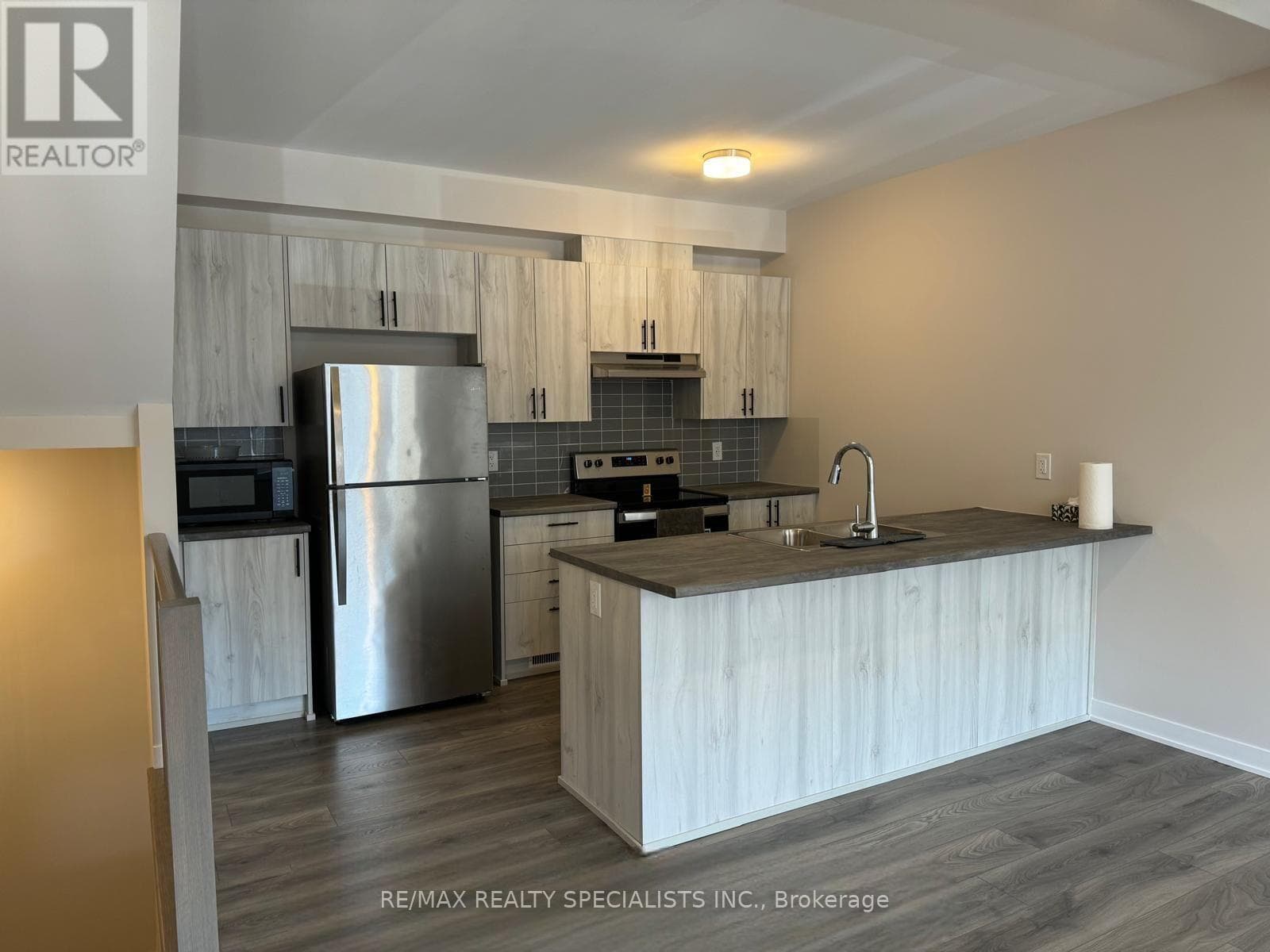 228 SPECKLED ALDER ROW — photo 2