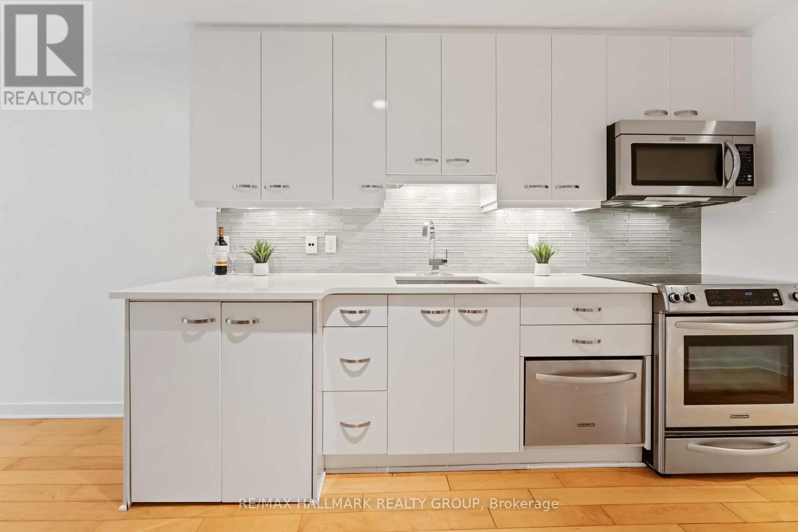 15 - 202 ST PATRICK STREET — photo 4