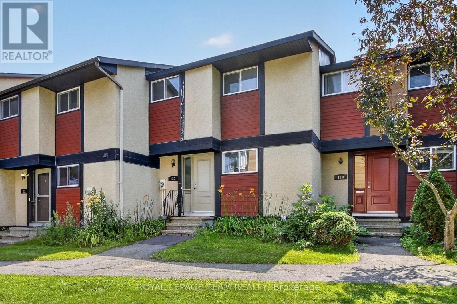 120 MCCLINTOCK WAY — photo 2
