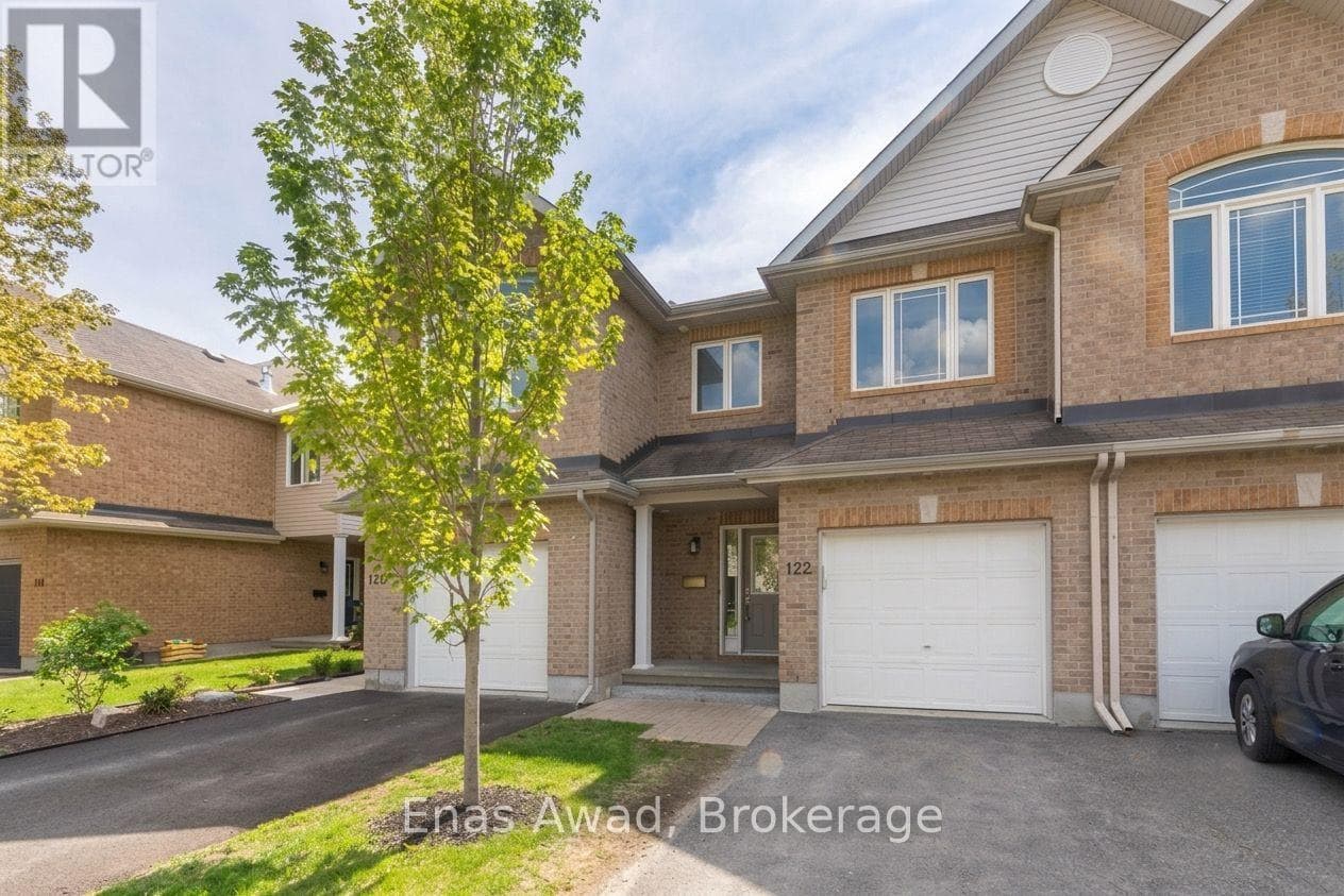 122 TALLTREE CRESCENT — photo 2