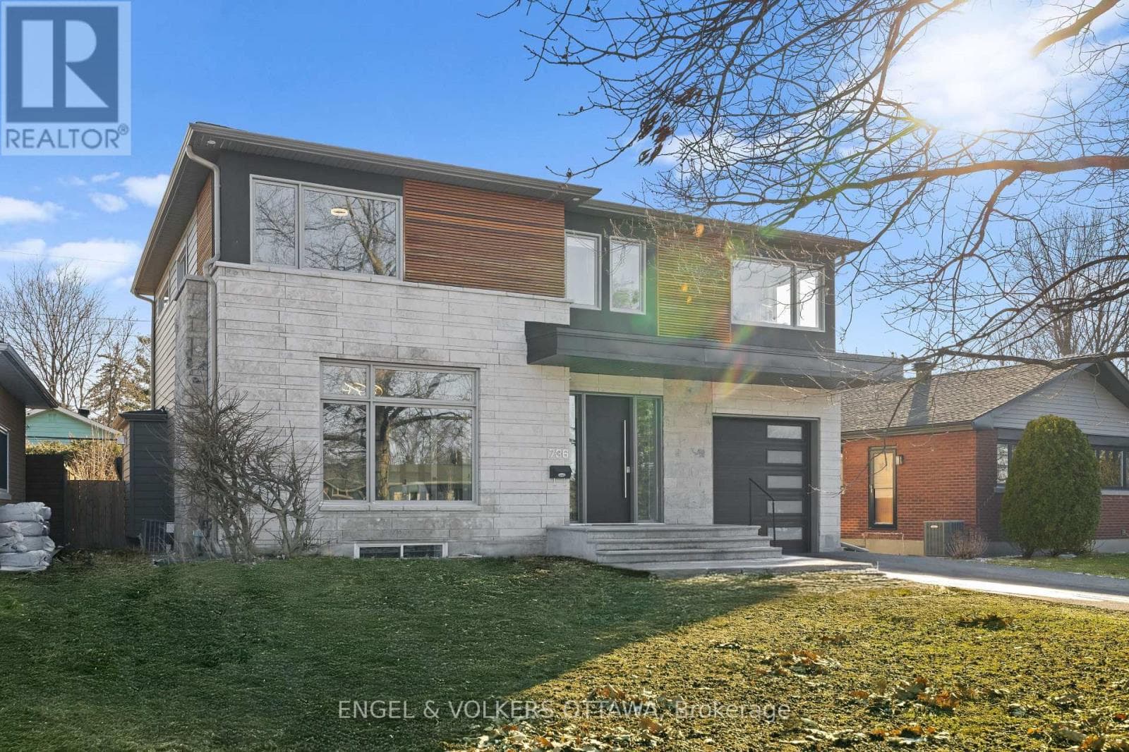 736 SHERBOURNE ROAD — photo 3