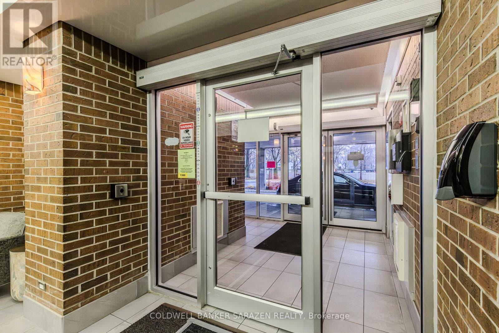 1401 - 1380 PRINCE OF WALES DRIVE — photo 3