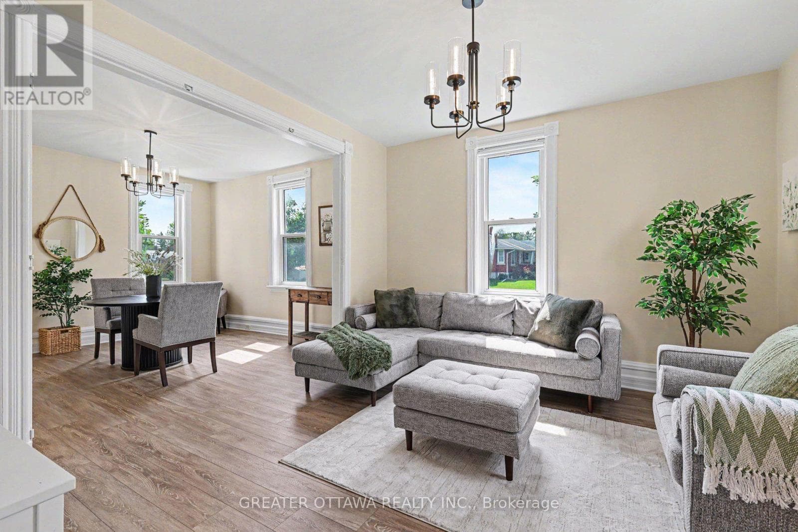3607 MCBEAN STREET — photo 2