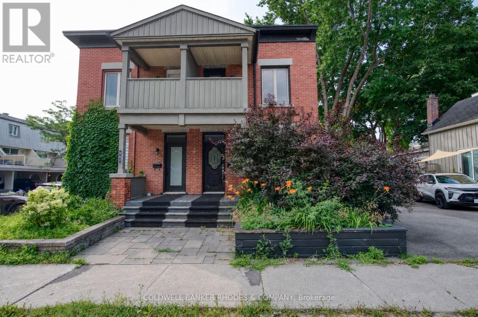 300 ST ANDREW STREET — photo 1
