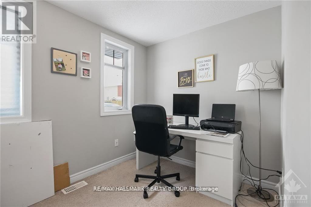 100 LERTA WAY — photo 2