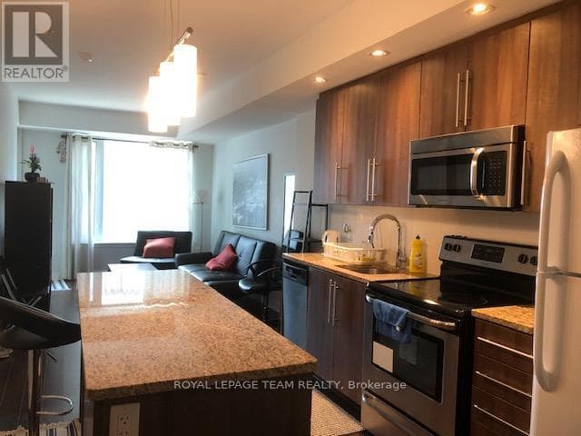 308 - 238 BESSERER STREET — photo 4