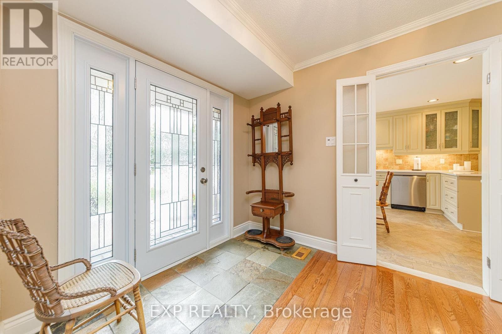 1299 FAIRWAY DRIVE — photo 2