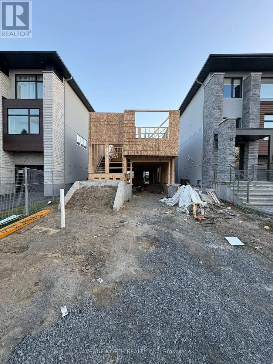 10 MELVILLE DRIVE — photo 2
