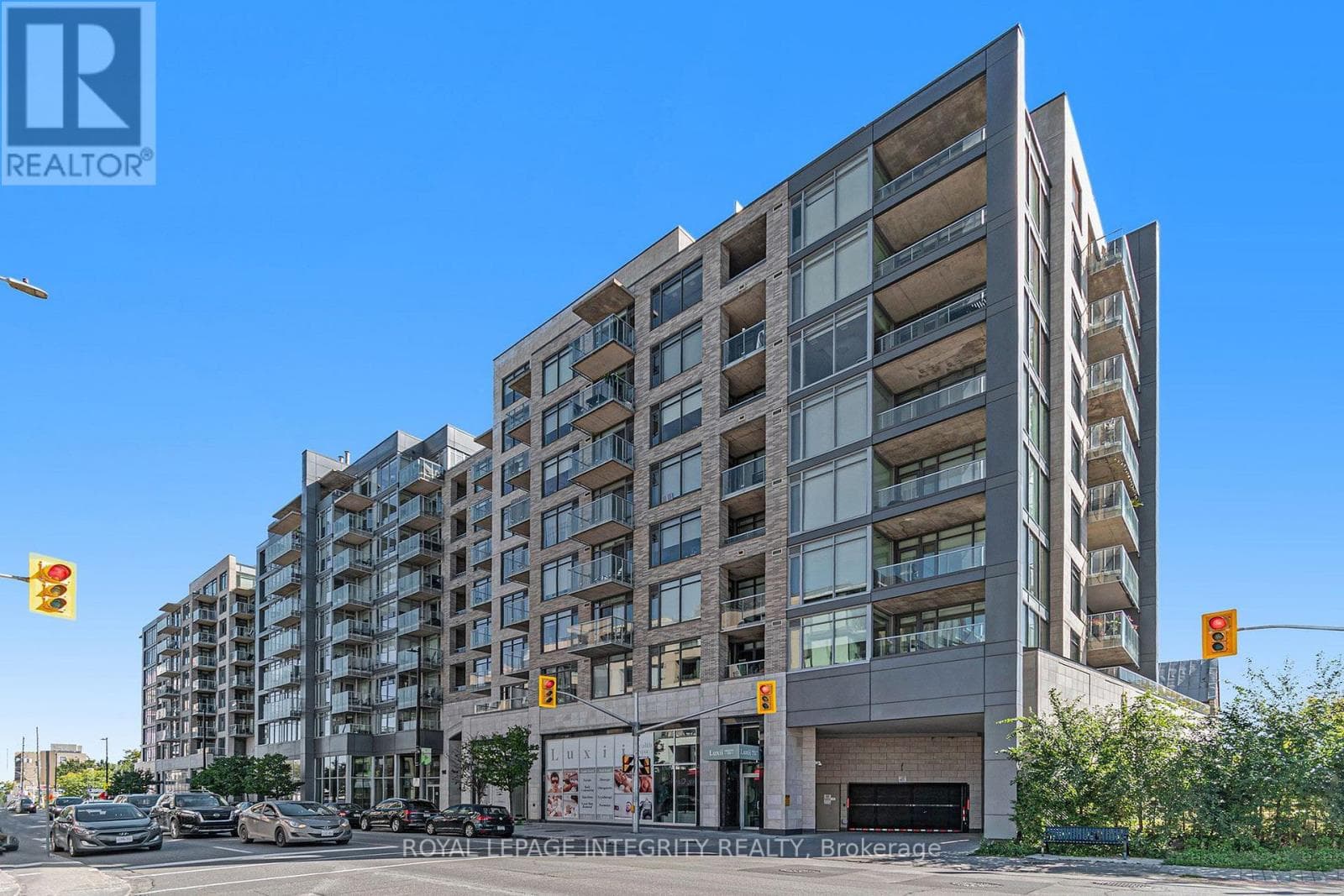 805 - 108 RICHMOND ROAD