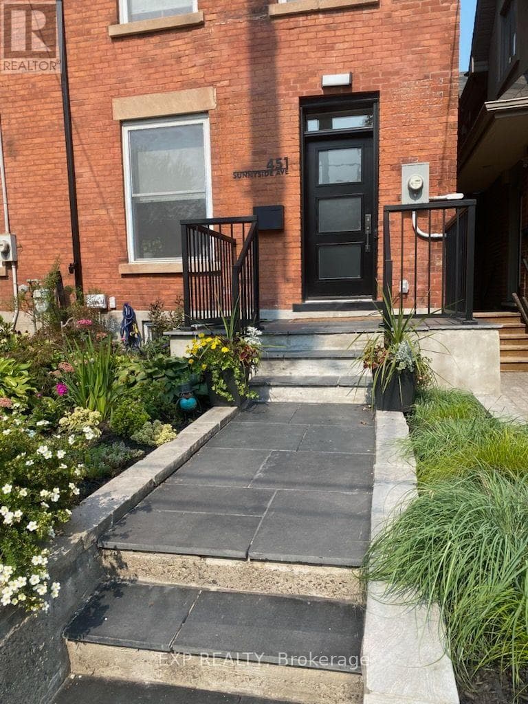 451 SUNNYSIDE AVENUE — photo 2