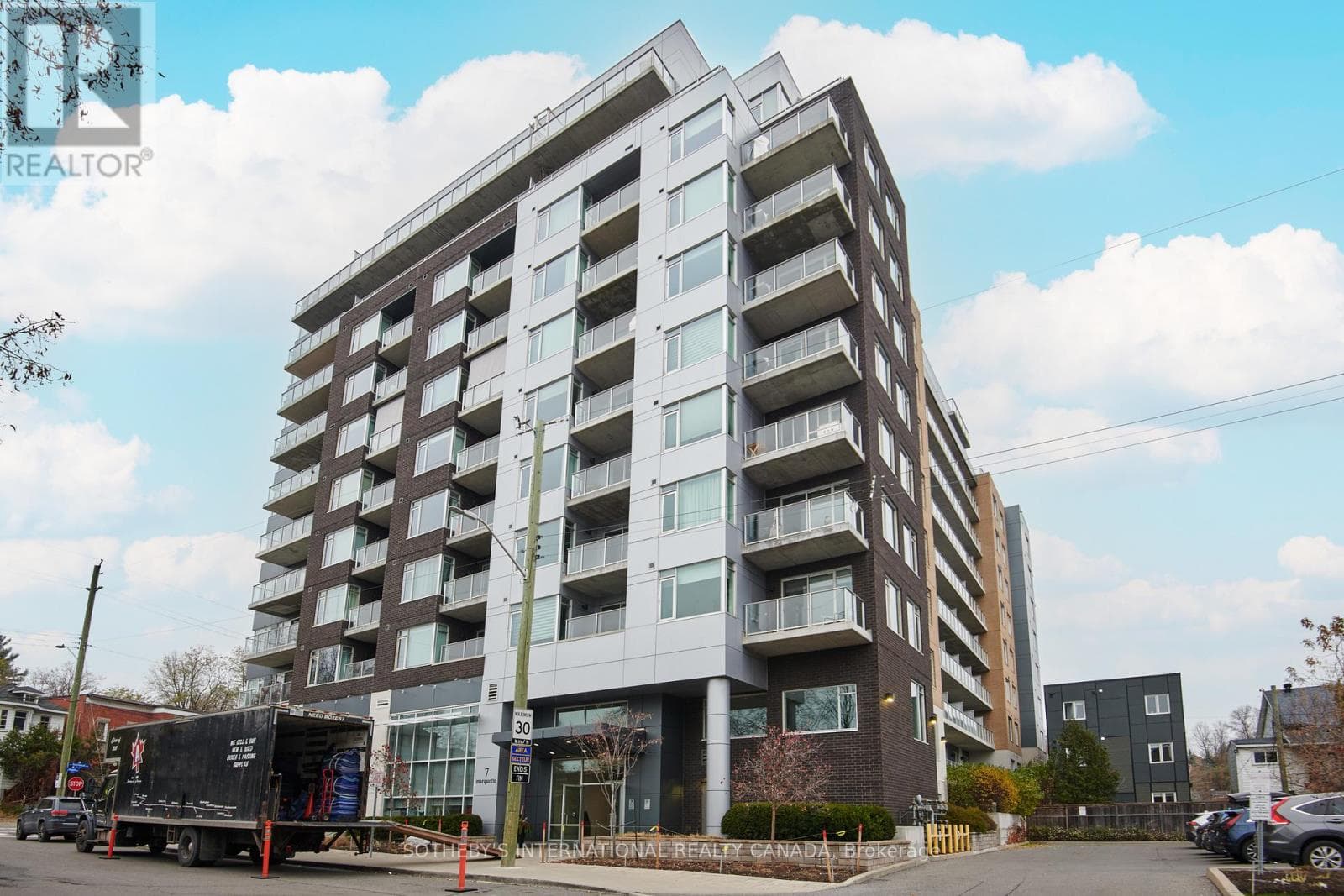 314 - 7 MARQUETTE AVENUE