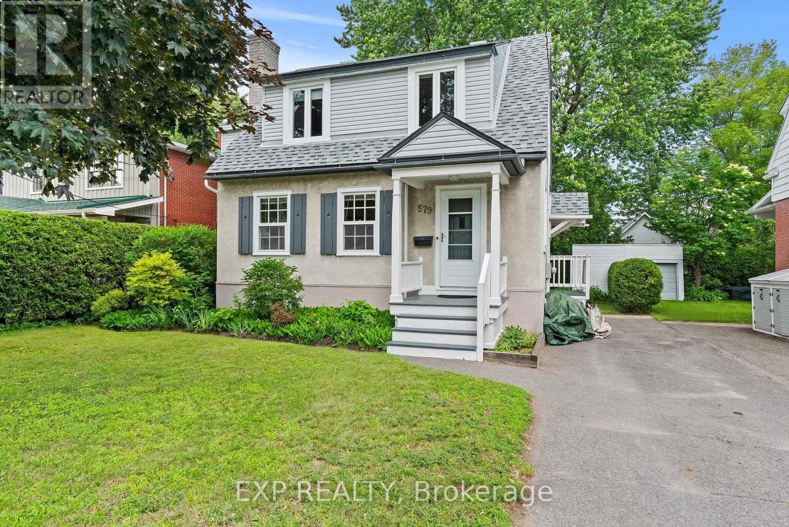 579 BROADVIEW AVENUE — photo 1